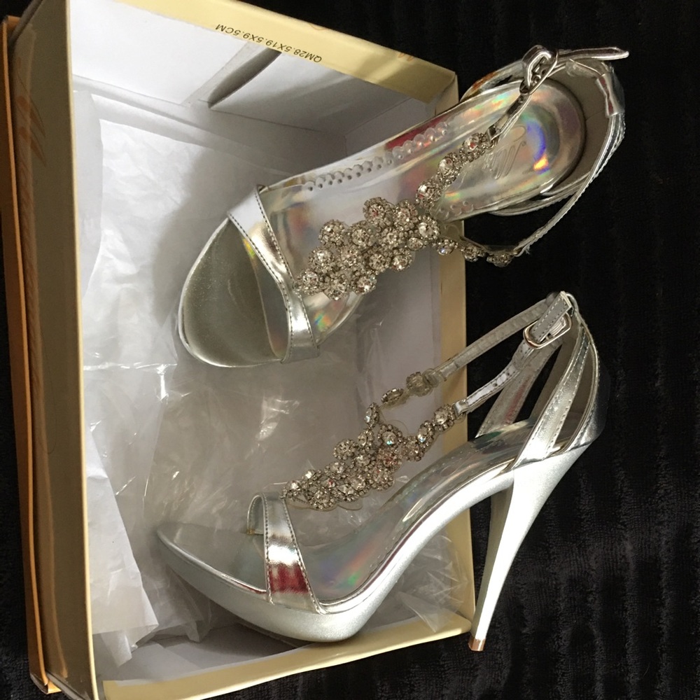 Women’s shoes